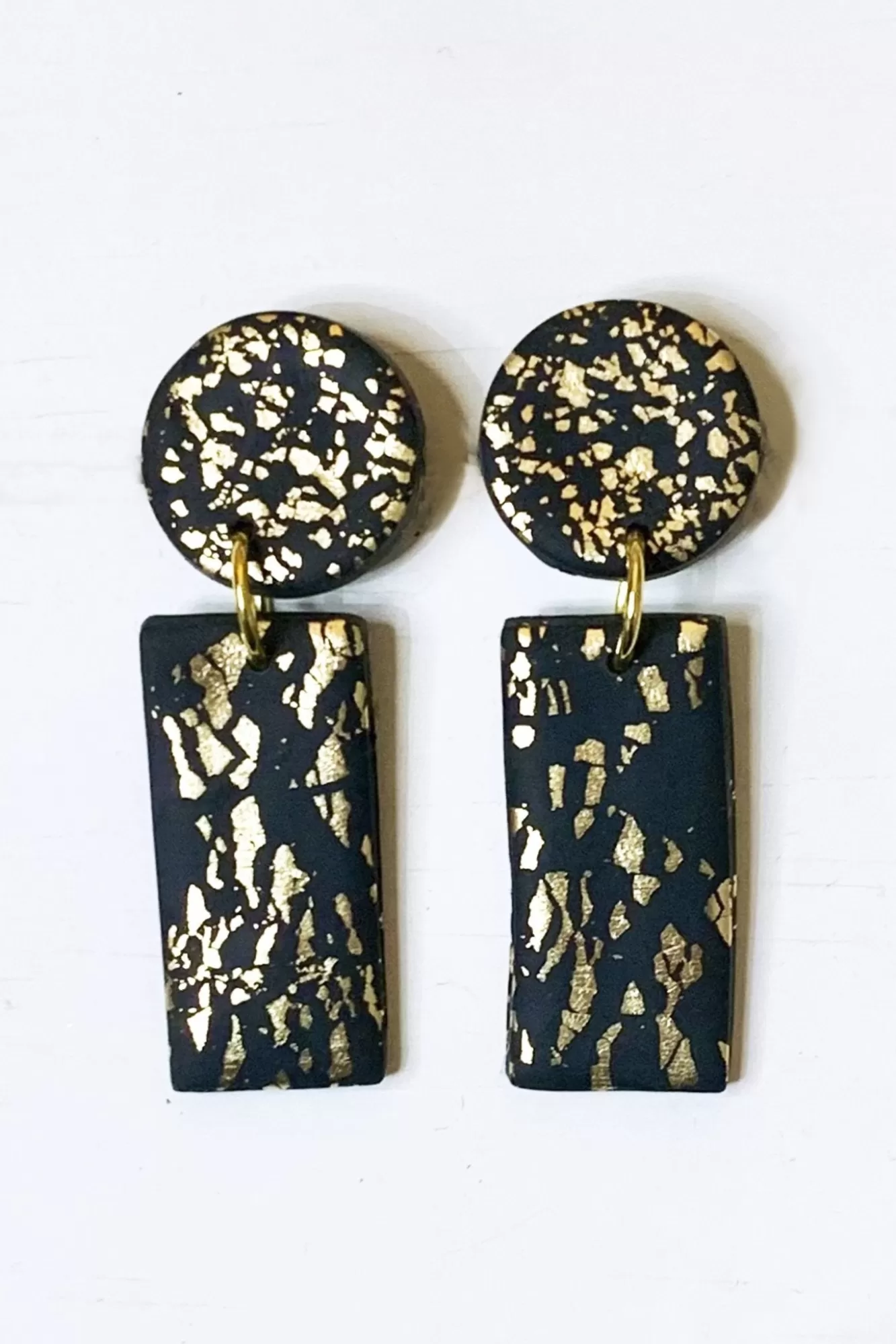 No Shrinking Violet Statement Styles>All That Glitters Apostrophe Earrings