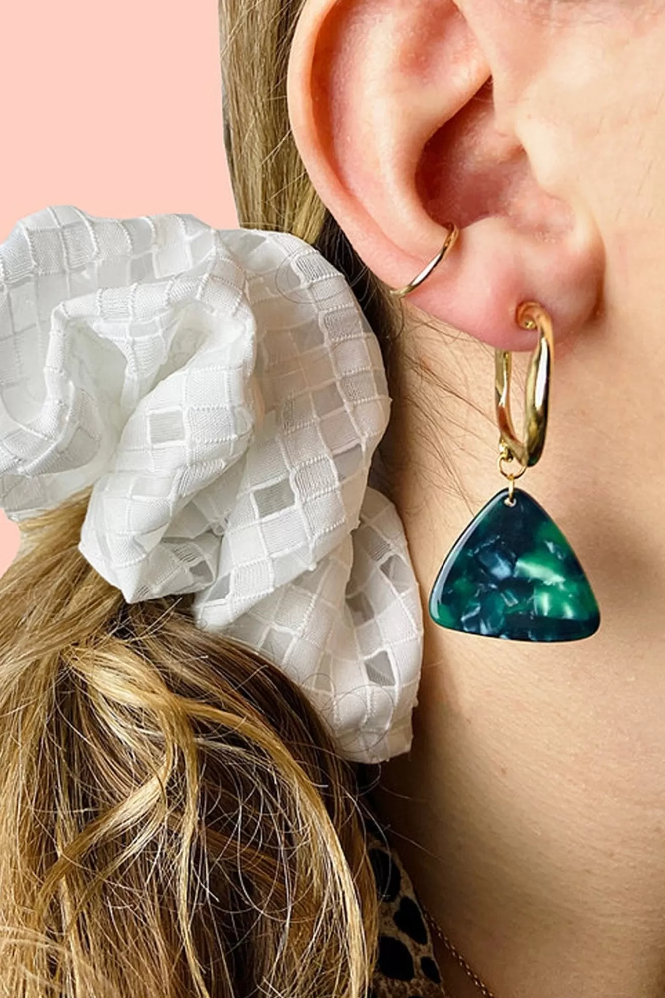 ALOË Statement Styles>Chunky Bottle Green Triangular Dangle Studs