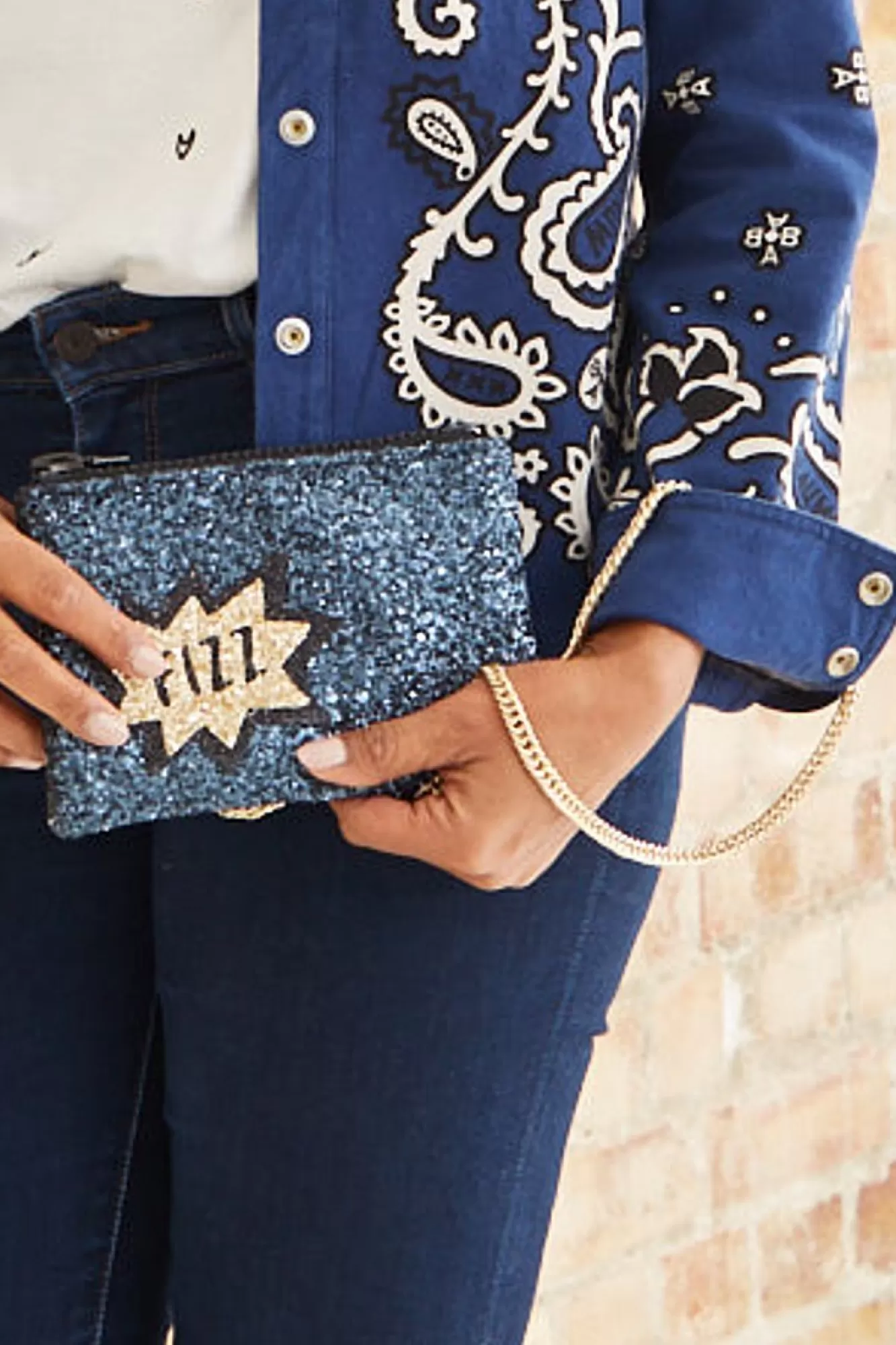 I KNOW THE QUEEN Clutch Bags>Fizz Glitter Cross-Body Bag