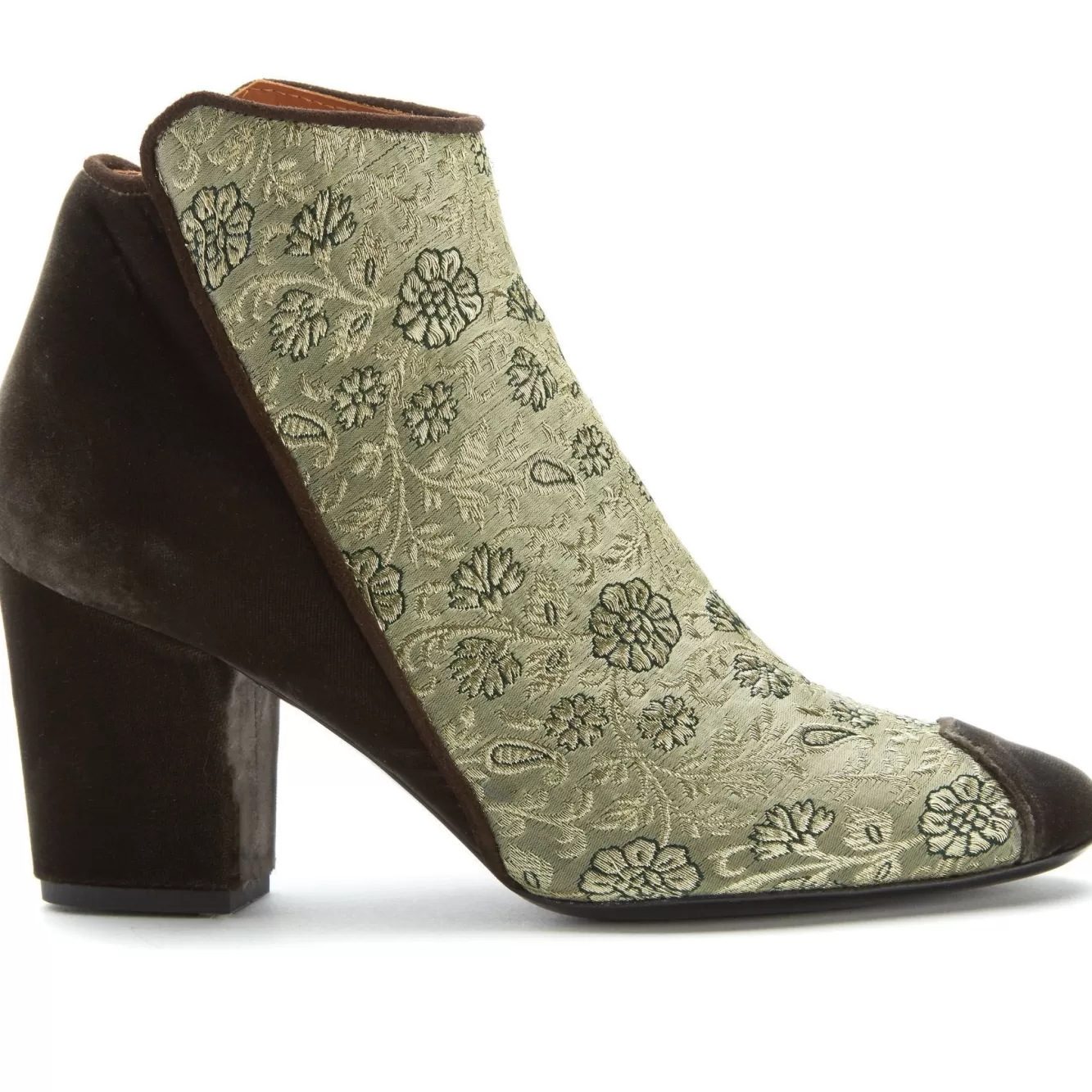 Bote A Mano Boots>Golden Rose Of Banaras Velvet Ankle Boots