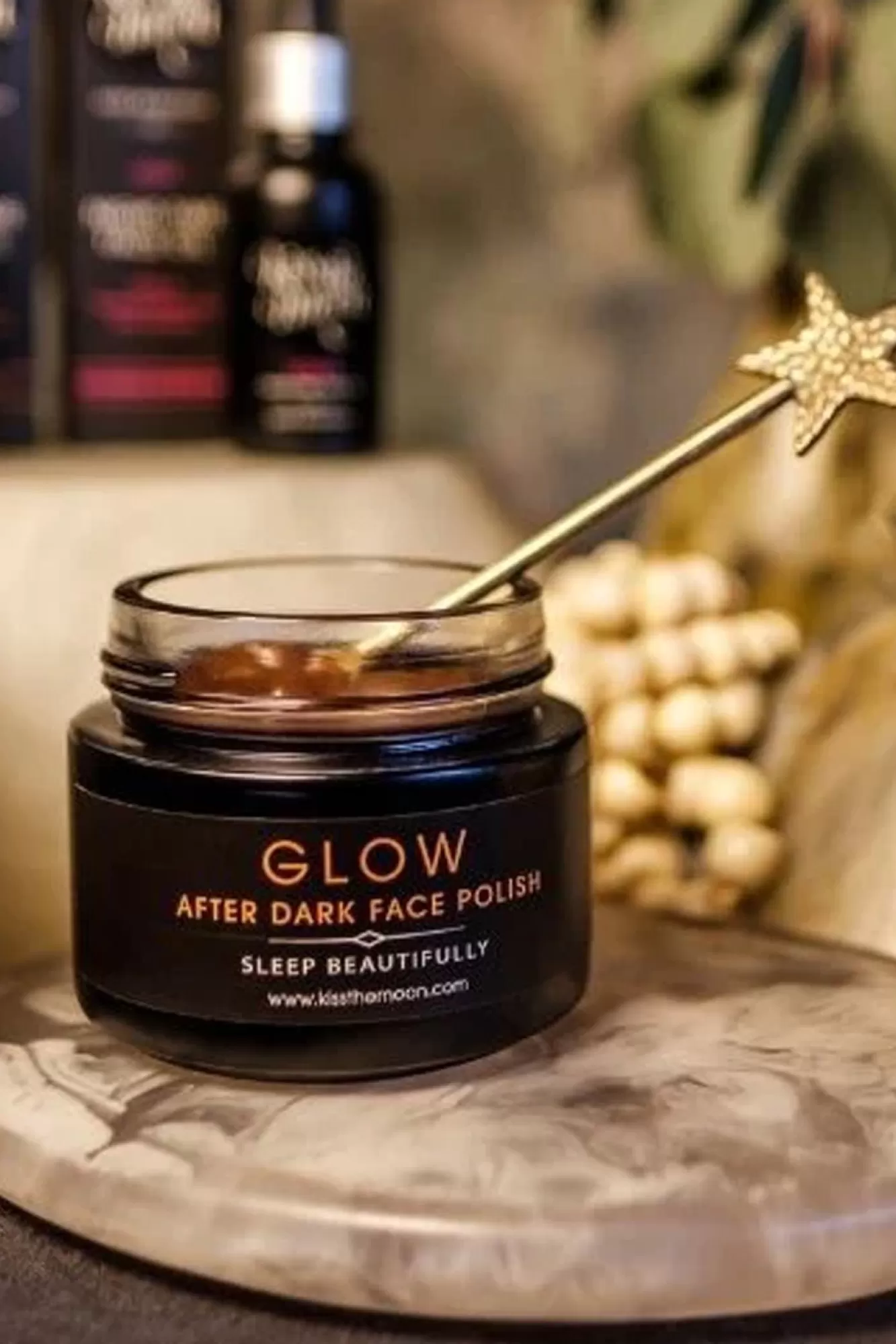 Kiss The Moon Skincare, Bath & Aromatherapy>Good To Glow Face Revival Gift Set With Face Polish, Face Oil And Sleep Balm