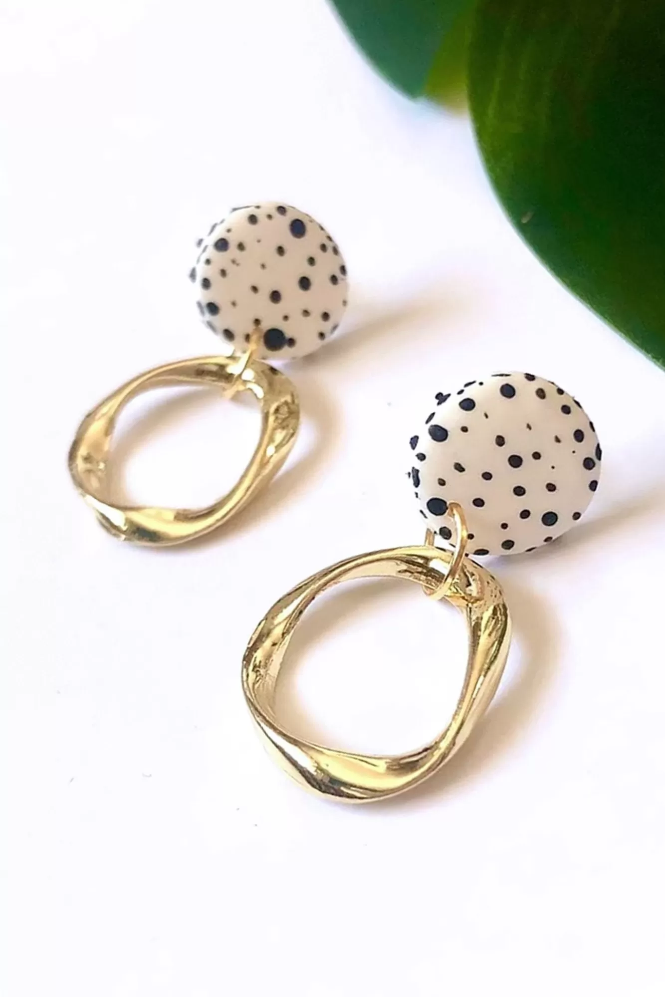 ALOË Hoops>Irregular Hoops Dalmatian Mini Studs