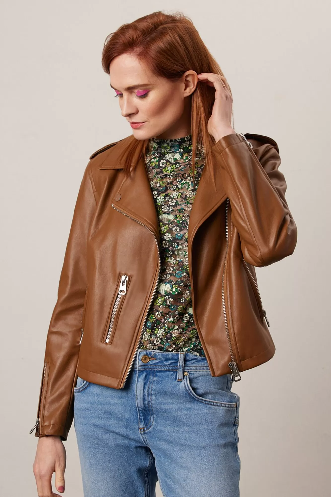 Jakke Kimonos, Jackets & Blazers> Beau Chocolate Brown Faux Leather Biker Jacket