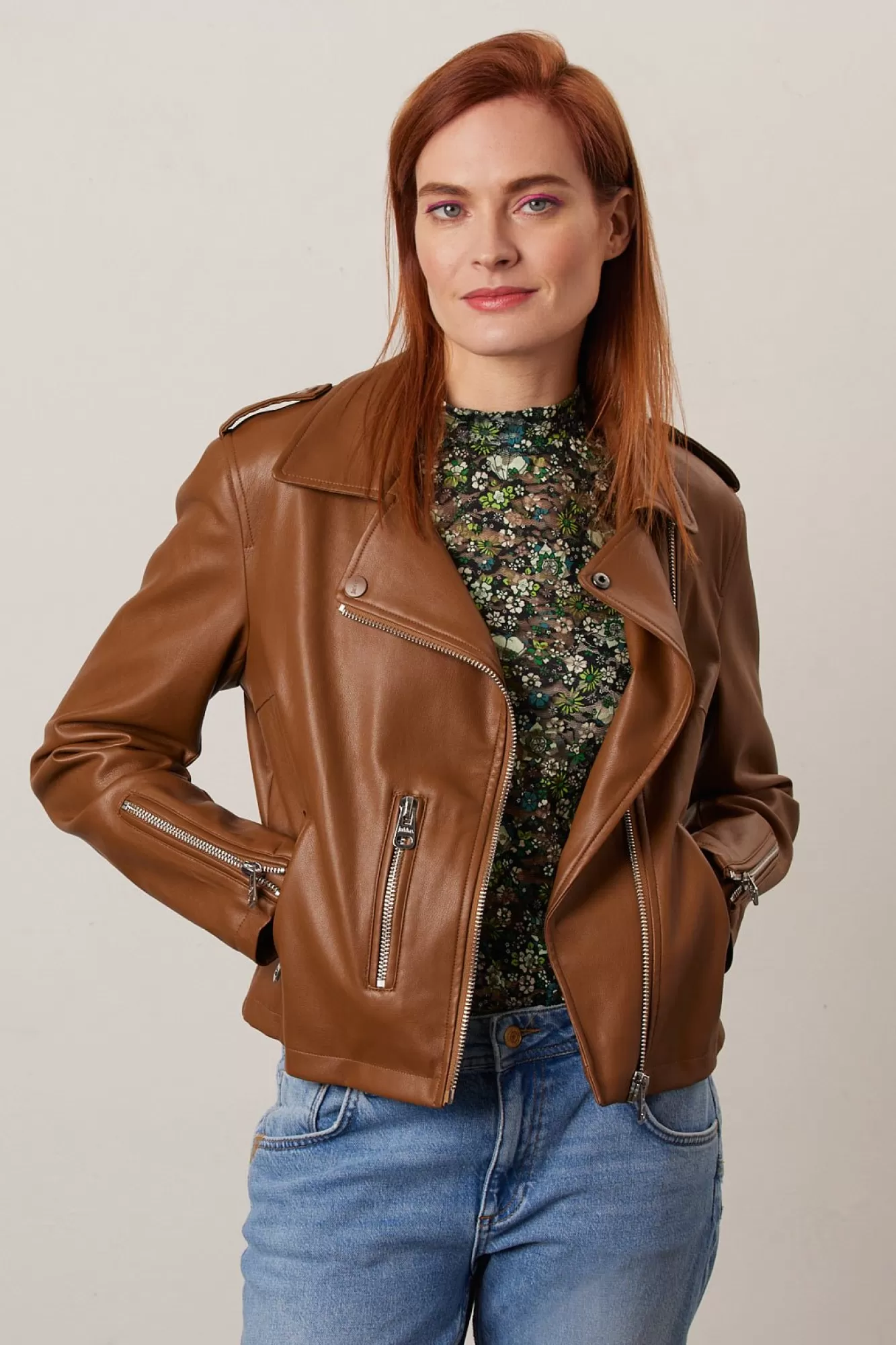 Jakke Kimonos, Jackets & Blazers> Beau Chocolate Brown Faux Leather Biker Jacket