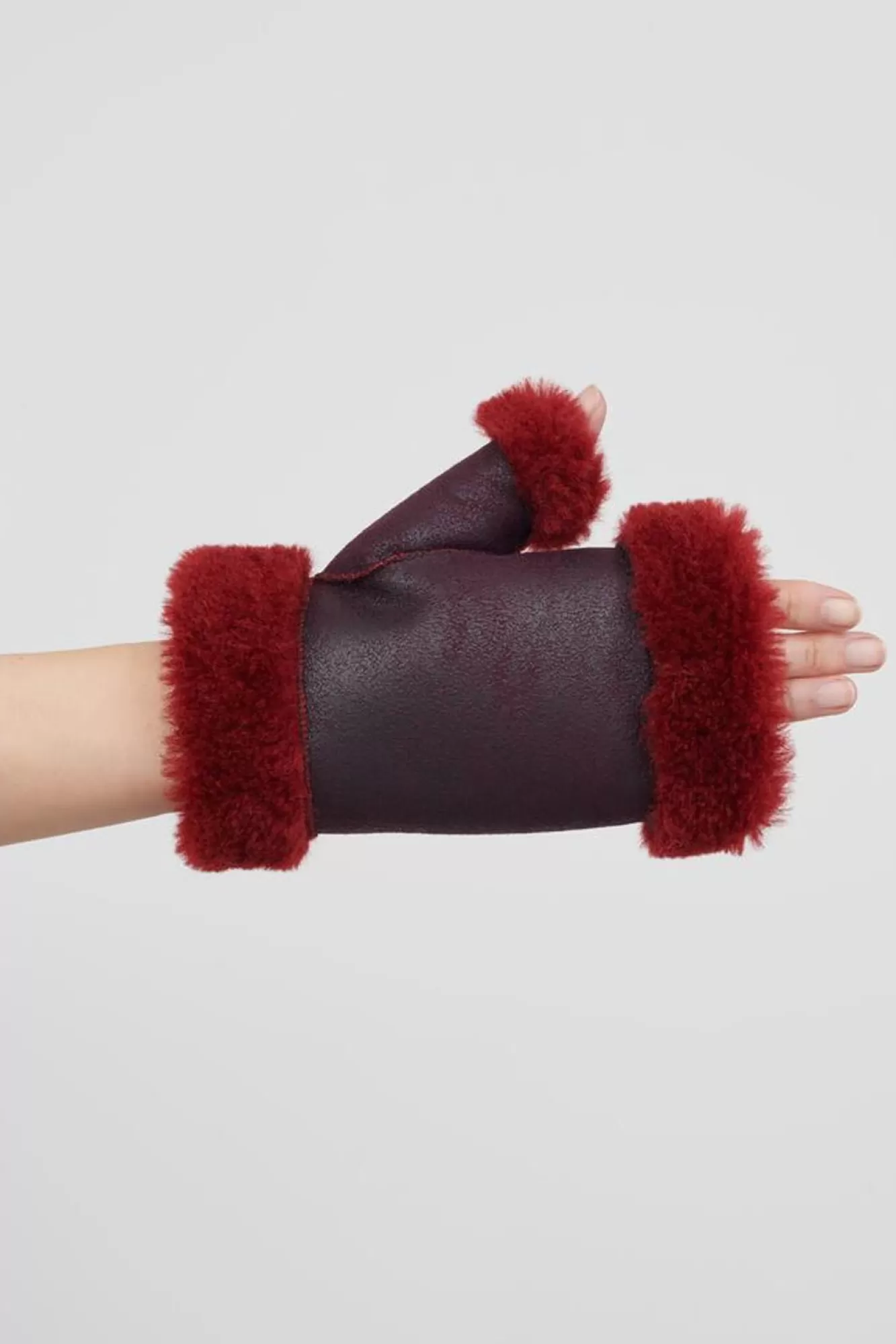 Jakke Gloves & Mittens> Sandy Faux Fur Fingerless Burgundy Mittens