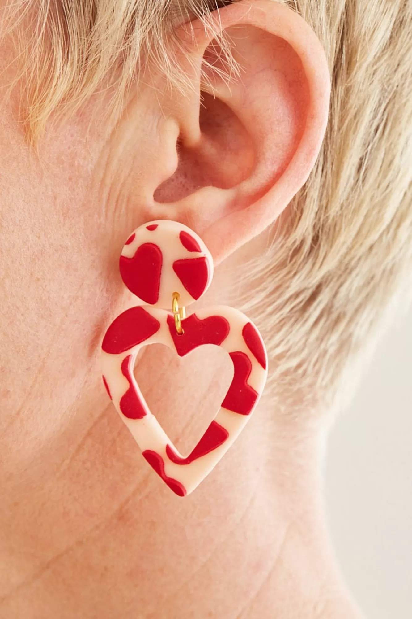 No Shrinking Violet Statement Styles>Love Love Love Large Earrings