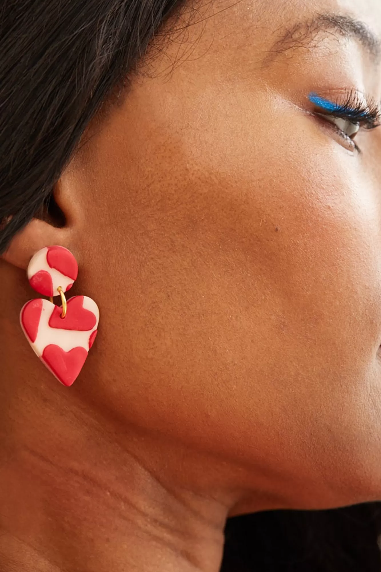 No Shrinking Violet Statement Styles>Love Love Love Medium Earrings