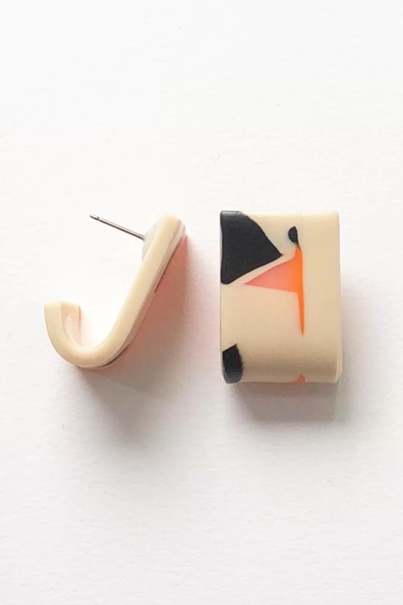 Hattie Buzzard Statement Styles>Sienna Orange & Leo Stud Earrings