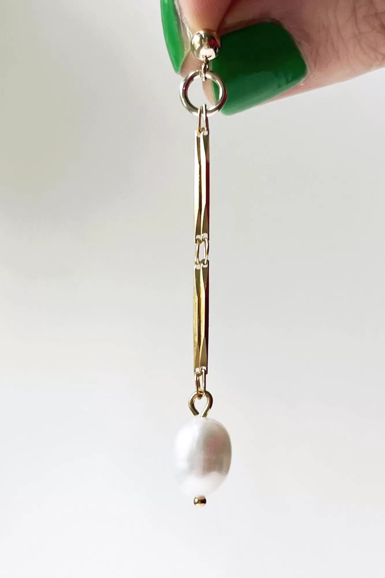 Hattie Buzzard Statement Styles>Twinkle Chain Pearl Drop Gold Earrings