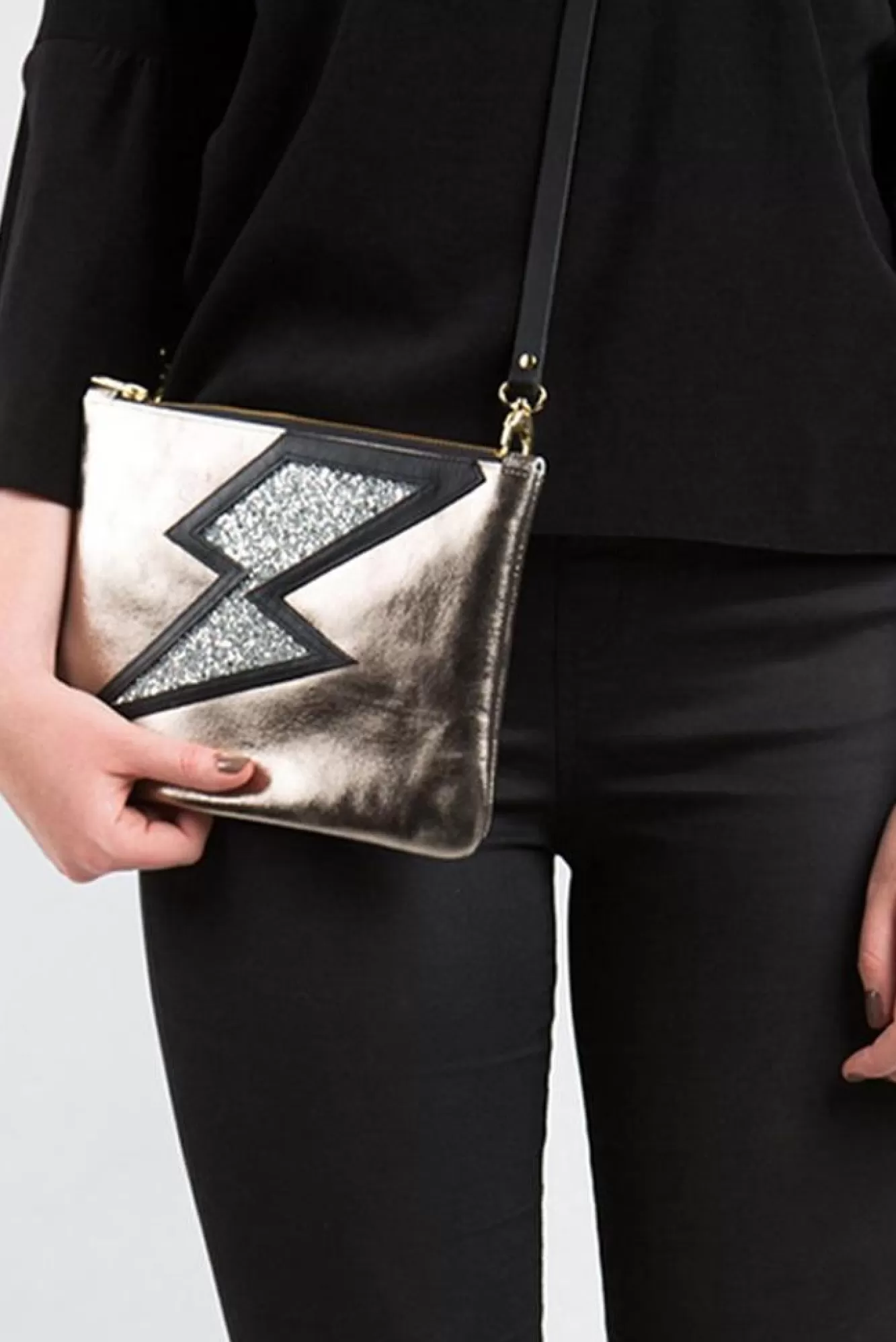 Dark Horse Ornament Clutch Bags>Voltage Crossbody/Clutch Bag